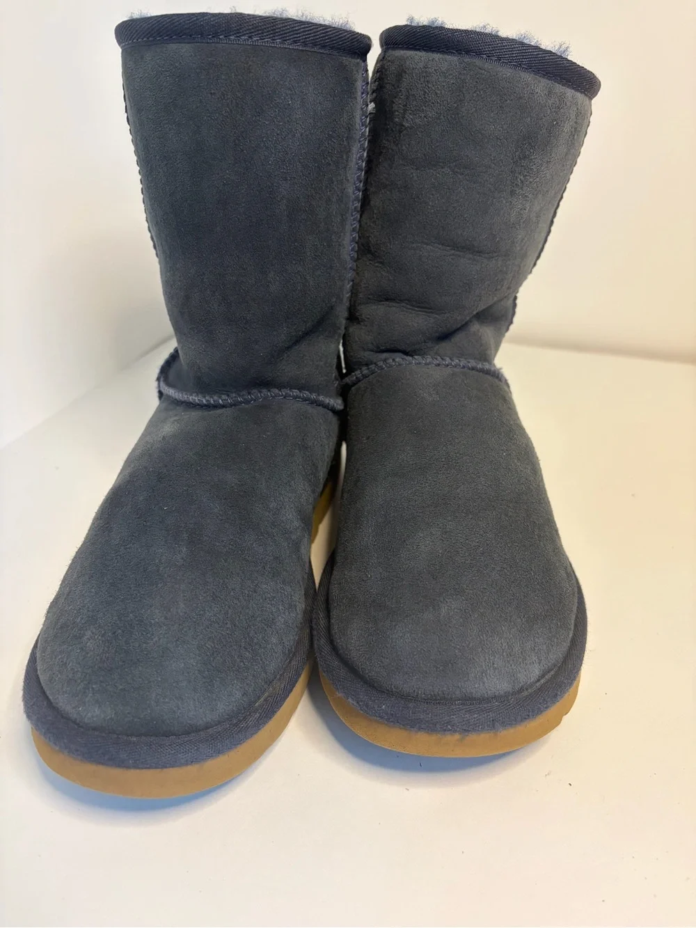 Ugg Women’s Classic Short II Suede Winter Boot - Dark Indigo Size 7